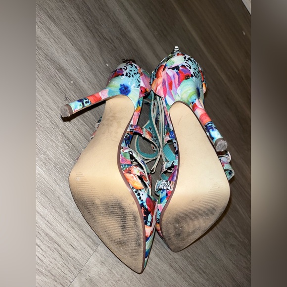 Steven Madden Strappy Heels - Picture 5 of 6